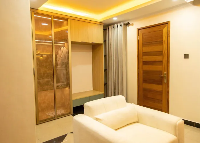 Emboita Hotel Limited